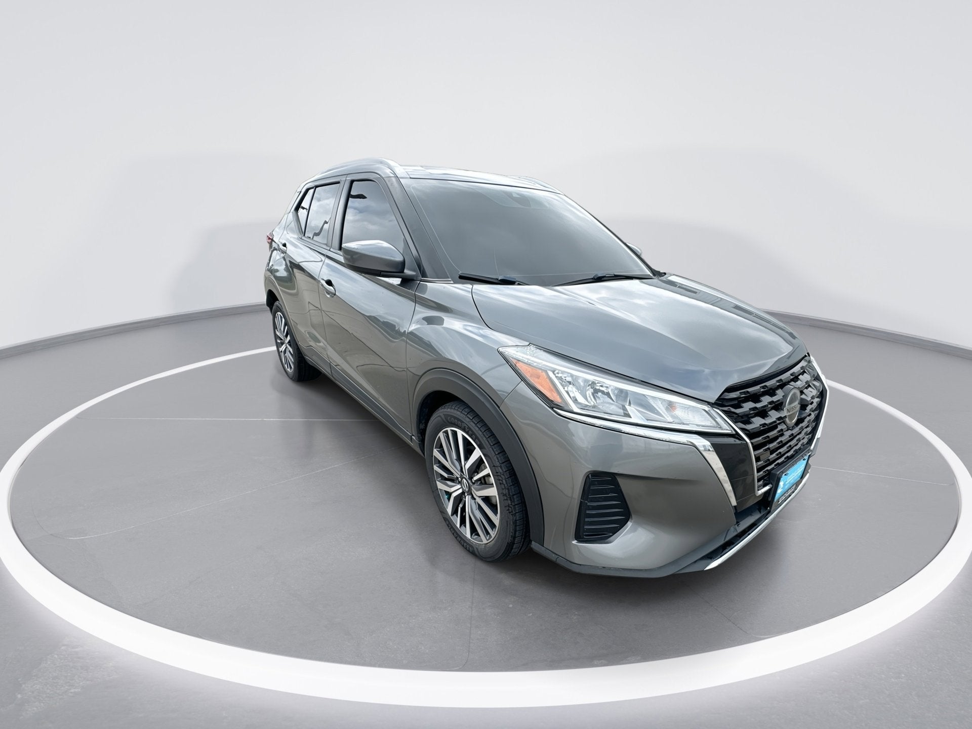 2021 Nissan Kicks — side profile view